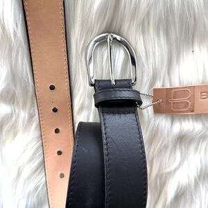 🇨🇦 Brave Leather Collection- HAISLEY smooth Black - Silver